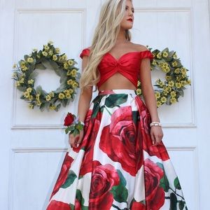 Sherri Hill 2-pc Red Rose Formal Dress Size 4